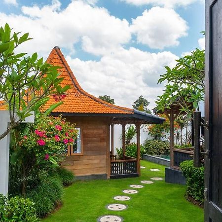 Berawa Canggu Stylish Joglo 3 Bedrooms Private Villa With Private Pool エクステリア 写真